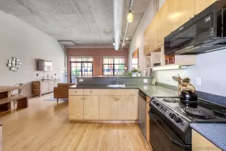 Photo #6: 260009028 Listing 