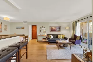 Photo #6: 260009031 Listing 