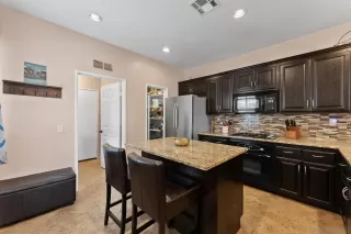 Photo #6: 260009083 Listing 