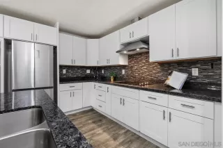 Photo #2: 260009084 Listing 