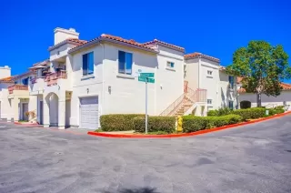 Photo #3: 260009096 Listing 