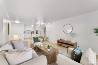 Photo #4: 260009100 Listing 