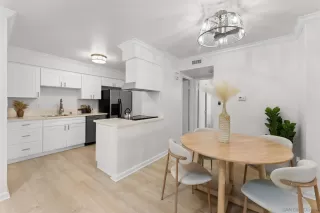 Photo #6: 260009100 Listing 