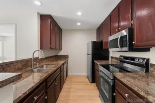 Photo #5: 260009112 Listing 