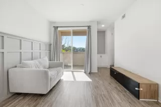 Photo #2: 260009137 Listing 