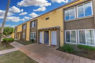 Photo #4: 260009145 Listing