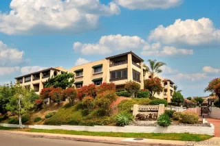 More Details about MLS # 260009179 : 2530 CLAIREMONT UNIT 301