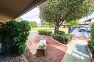 Photo #2: 260009215 Listing 