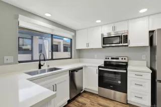 Photo #4: 260009244 Listing 