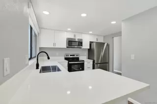 Photo #5: 260009244 Listing 