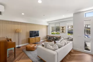 Photo #2: 260009265 Listing 