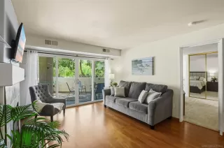 Photo #4: 260009300 Listing 