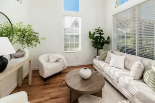 Photo #1: 260009313 Listing 