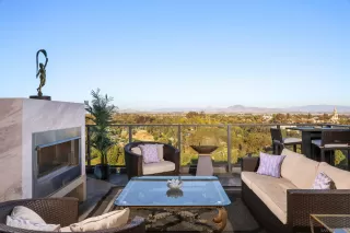 Photo #2: 260009350 Listing 