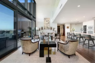 Photo #3: 260009350 Listing 