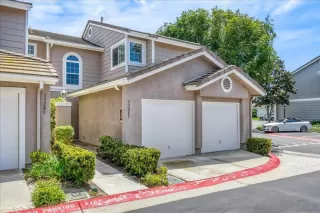 Photo #2: 260009357 Listing 