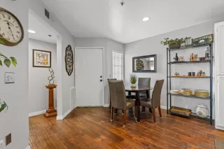 Photo #2: 260009369 Listing 