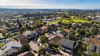 Photo #4: 2600094 Listing 