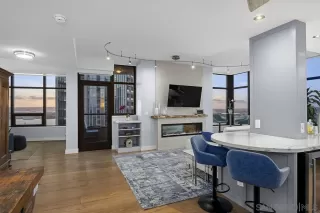 Photo #5: 260009430 Listing 