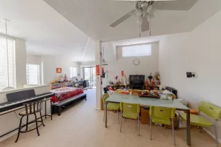 Photo #2: 260009485 Listing 