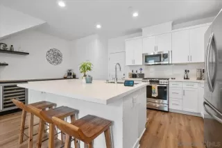 Photo #3: 260009490 Listing 