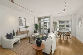 Photo #3: 260009495 Listing 