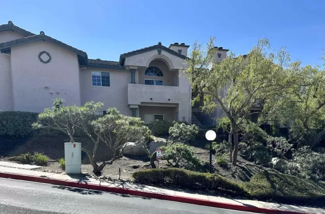 MLS: 2600095 Condo For Sale