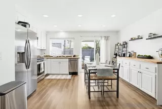 Photo #6: 260009525 Listing 