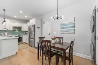 Photo #6: 260009530 Listing 