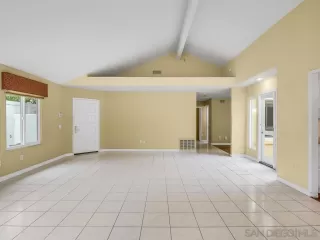 Photo #6: 2600096 Listing 