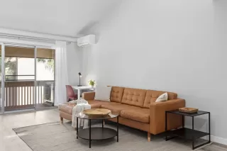 Photo #2: 260009628 Listing 