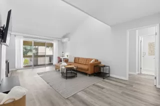 Photo #3: 260009628 Listing 