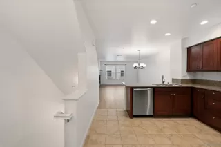 Photo #3: 260009629 Listing 