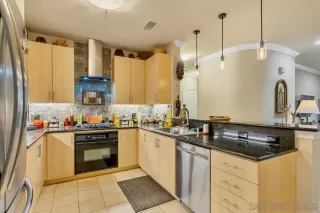 Photo #3: 260009635 Listing 