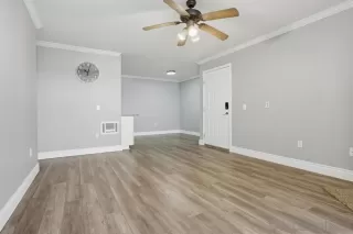 Photo #5: 260009640 Listing 