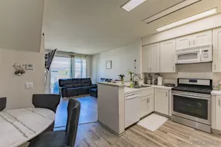 Photo #5: 260009676 Listing