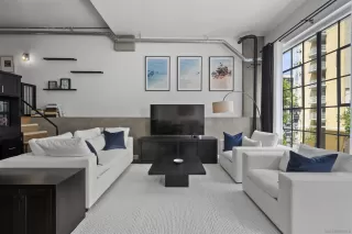 Photo #5: 260009723 Listing 