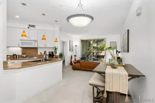 Photo #6: 260009748 Listing 