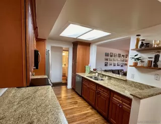 Photo #6: 260009753 Listing 