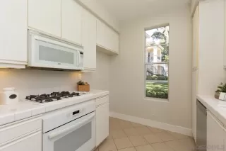 Photo #5: 260009766 Listing 