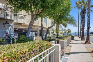 Photo #4: 260009767 Listing