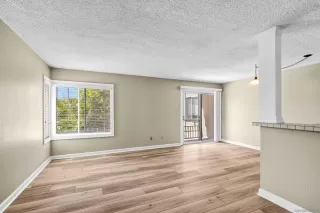 Photo #6: 260009767 Listing