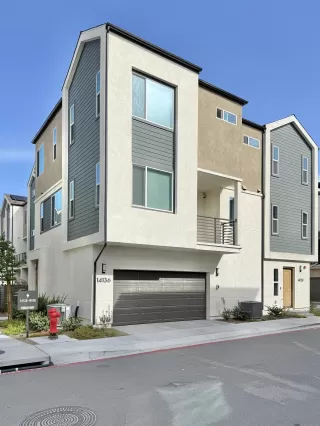 Photo #2: 260009798 Listing 