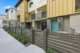 Photo #1: 260009812 Listing 