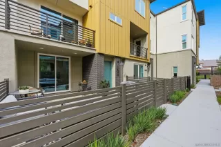 Photo #2: 260009813 Listing 