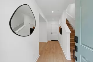 Photo #3: 260009813 Listing 