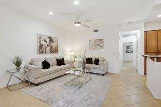 Photo #4: 260009816 Listing 