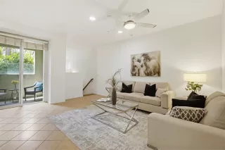 Photo #5: 260009816 Listing 