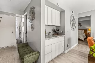 Photo #2: 260009820 Listing 