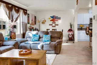 Photo #6: 260009827 Listing 